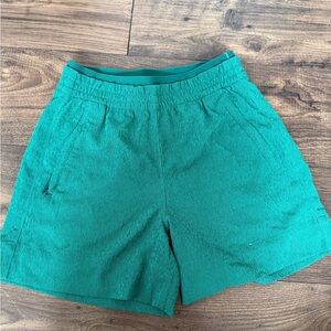 Athleta Green Echo Shorts Size 0 (Perfect Condition)